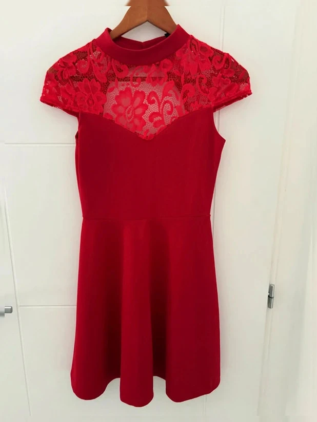 Robe rouge Boohoo - T.36